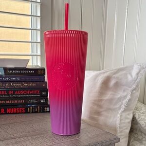 NWT Starbucks 2025 Pleated Neon Hot Magenta Pink & Purple Ombre Gradient Tumbler
